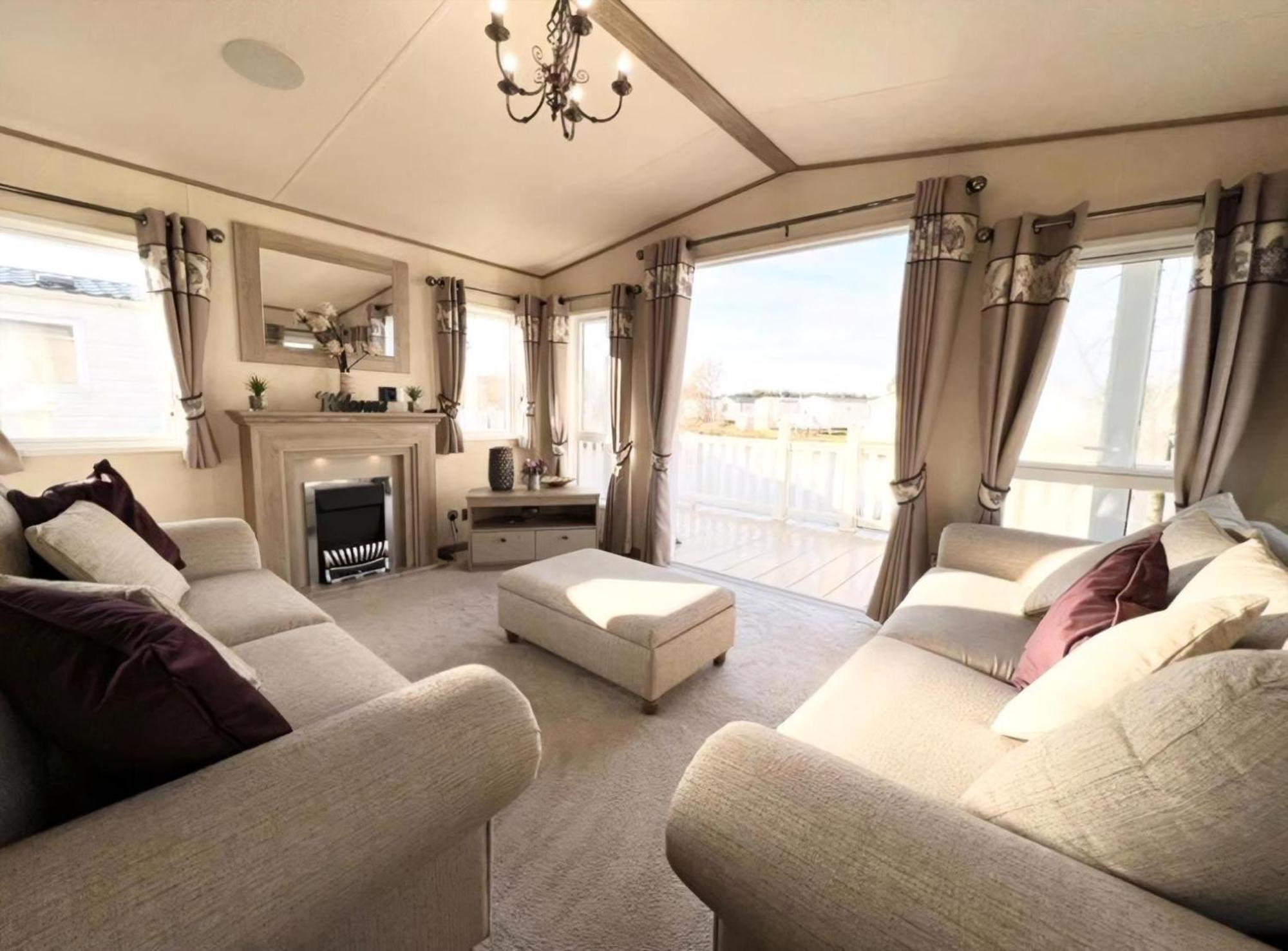 Stunning Caravan With Full Lake View At Southview Holiday Park Ref 33004Ml Skegness Exteriör bild